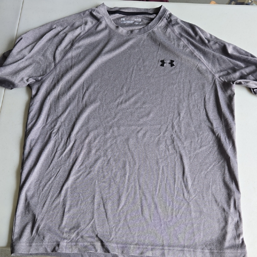 Under Armour Men's Heather Gray Tee